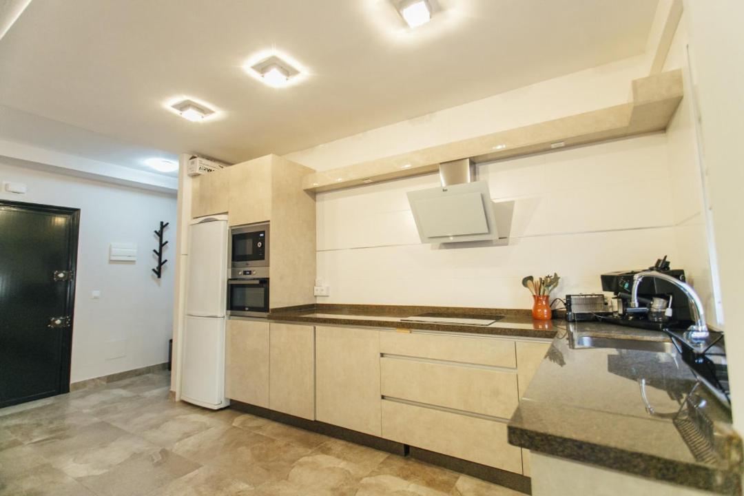 Wide And Diaphanous- 3Bd 2Bth- Alcazar Sevilla Exterior foto